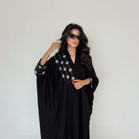 عباية بشت ورود شك يدوي