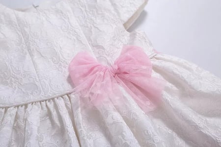 فستان أبيض مع وردي - طوق