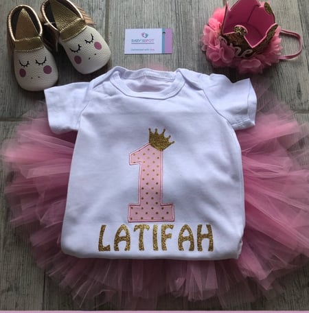 طقم الميلاد عمر سنه وسنه ونص