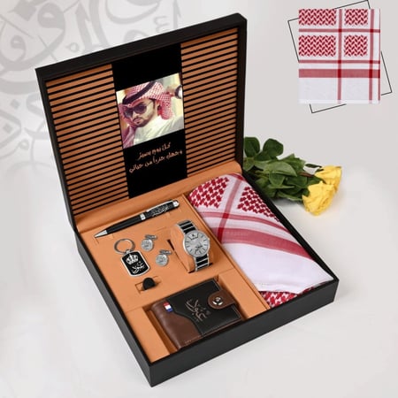 اهداء رجالي بوكس شماغ طقم ساعه واكسوارات و عباره من اختيار العميلالموديل HM-90535