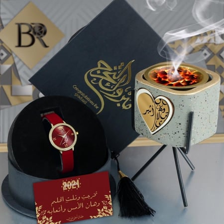 هدية تخرج نسائية راقية مع كتابة الإسم وعبارة الإهداء حسب الطلب