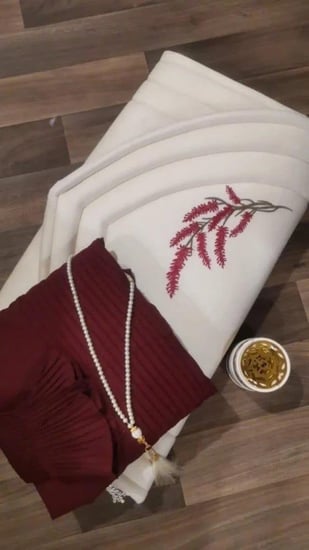 طقم صلاه نسائي سجاده طبي مع شرشف ومبخره وسبحه