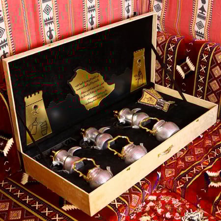 بوكس الضيافة الملكي – إصدار التراث الفاخر