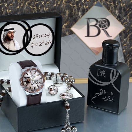 أطقم ساعات رجالية راقية سير جلد تصميم حديث مع إكسسوارات بالصورة وكتابة الإسم وعبارة الإهداء حسب الطلب موديل MN-851