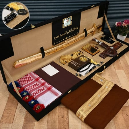 بوكسات هدايا رجالية زواج وتقاعد وترقية سيف وخنجر وبشت تصميم حسب الطلب M129