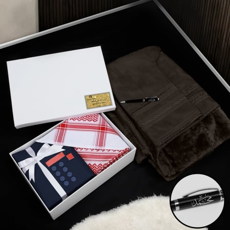 اهداء رجالي بوكس شماغ طقم ساعه واكسوارات و عباره من اختيار العميل الموديل HM-265798