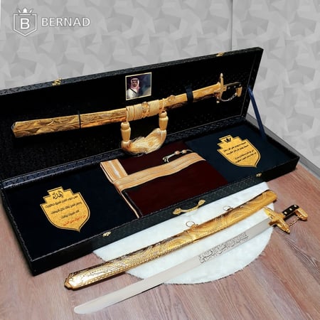 بكس سيف مع مشلح  عالي الجودة مديل جديد MH-1404