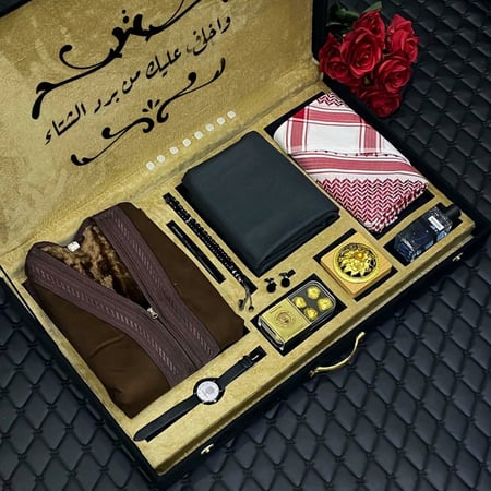 بوكسات هدايا رجالية شتوية راقية ومتكاملة مع كتابة عبارة إهداء حسب الطلب موديل MN-758