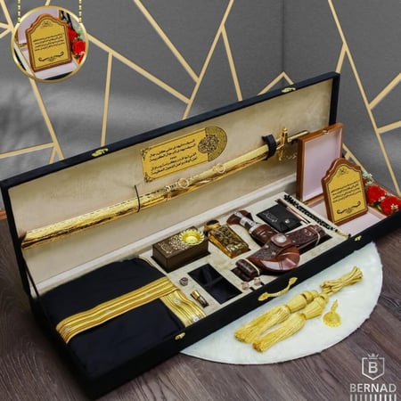 بوكسات رجالي ملكي تخرج وترقية درع سيف ومشلح تصميم حسب الطلب