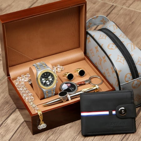 أطقم ساعات رجالية بتصميم عصري حديث مع مجموعة إكسسوارات مميزة حسب الطلب