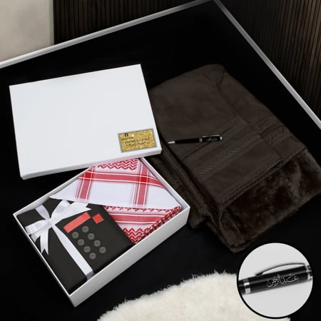 اهداء رجالي بوكس شماغ طقم ساعه واكسوارات و عباره من اختيار العميل الموديل HM-265798