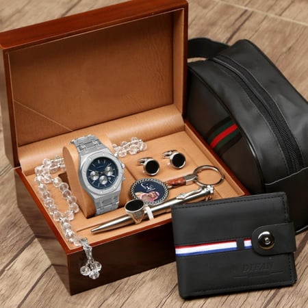 أطقم ساعات رجالية بتصميم عصري حديث مع مجموعة إكسسوارات مميزة حسب الطلب