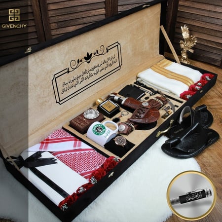 بوكسات هدايا رجالية ملكية تشمل خنجر ومشلح وصندل مجموعة إكسسوارات راقية ومتكاملة مع كتابة الإسم والعبارة حسب الطلب موديل MN-733