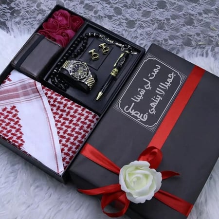 بوكسات هدايا رجالية راقية مع مجموعة إكسسوارات أنيقة بالإسم وكتابة عبارة حسب الطلب موديل MN-685