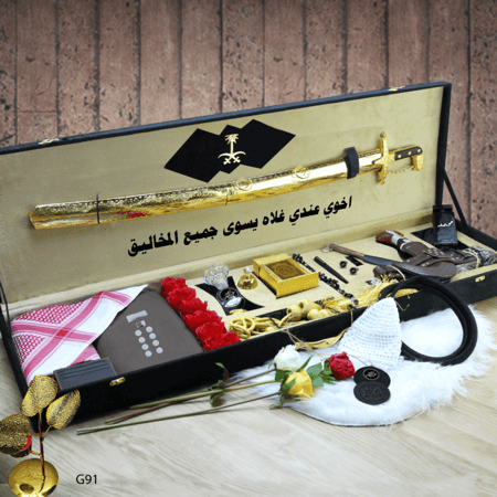 بوكسات رجالية سيف وشماغ ملكي زواج وترقية تصميم حسب الطلب موديل HM-3258