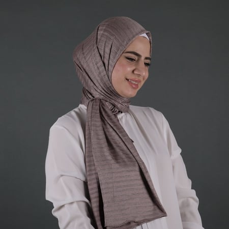 طرحة نايا ليكرا مقلم