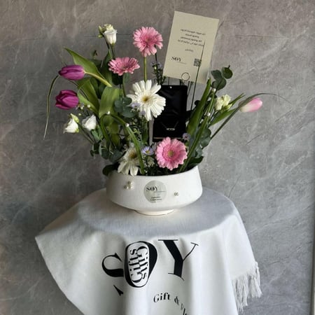 سلسال ذهب عيار 18 مع الورد