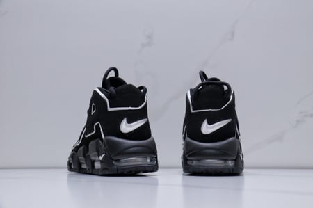 Nike Air More