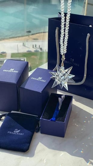 ميدالية سوارفسكي شامل الملحقات