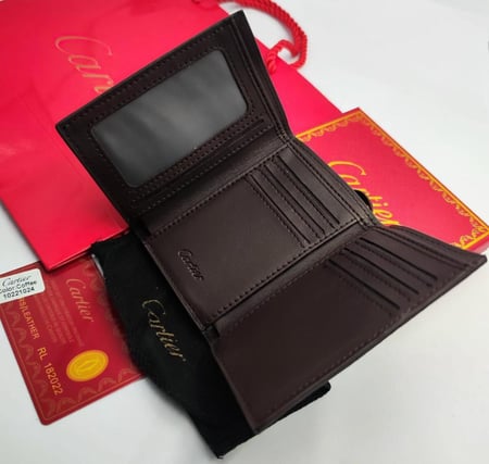 محفظه رجالي ماركة كارتير