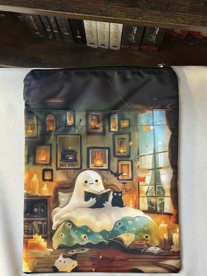 غلاف كتاب من القماش