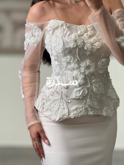 فستان سهرة كورسيه تطريز ورد