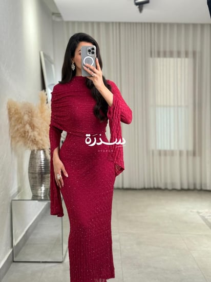 فستان سهرة ناعم