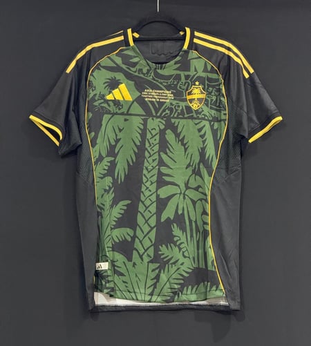 بكج الاهلي تيشرت وشال واستكر معدني وملصقات هدية