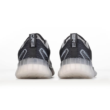 حذاء ولادي رياضي