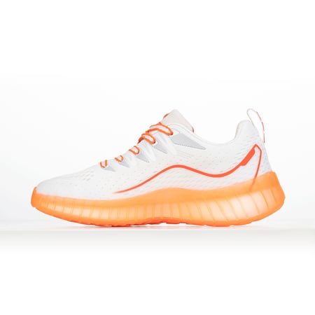 حذاء ولادي رياضي