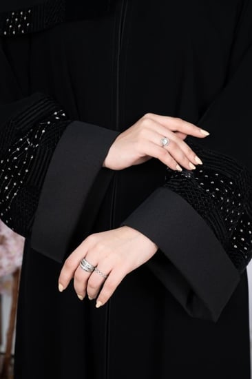 عباية كريب فيراري