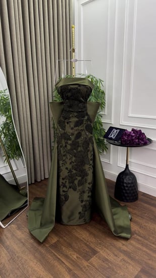 فستان أماسي