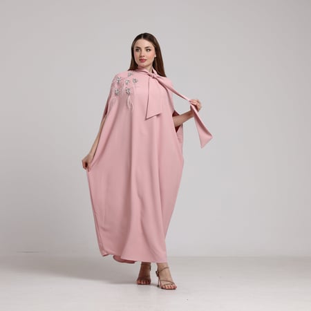 قفطان بربطة عنق