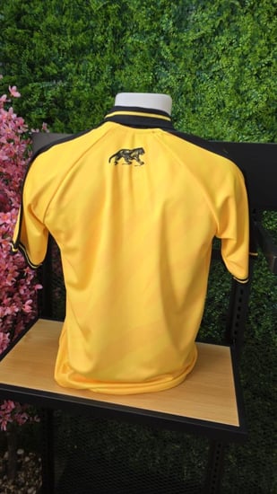 تيشيرت كلاسيك نادي الاتحاد السعودي