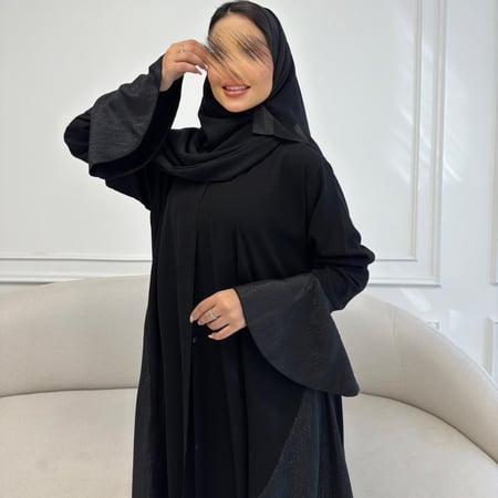 عباية زاهية