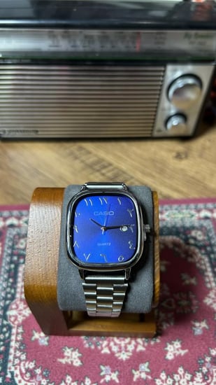 كاسيو زرقاء ارقام عربيه