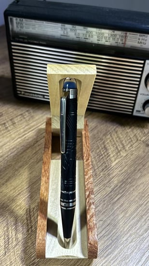 مونت بلانك اسود منقوش