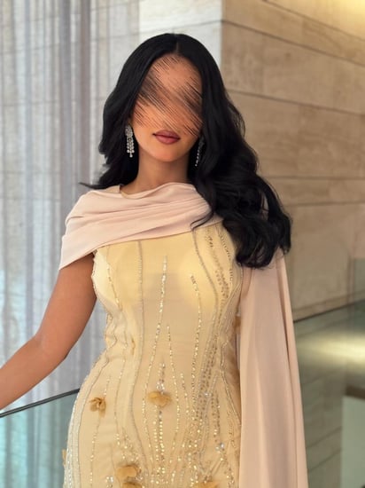 فستان سهرة مورد