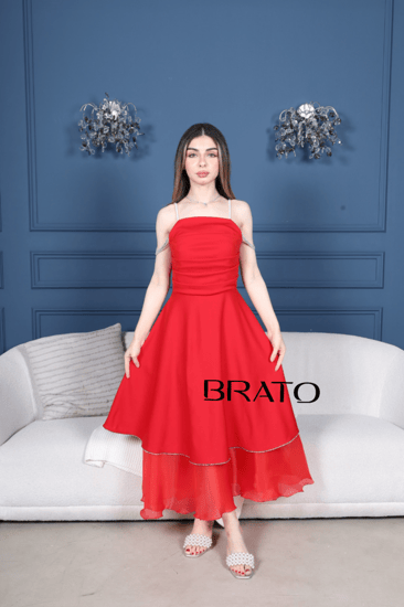 فستان احمر ناعم كريب مع اورجنز