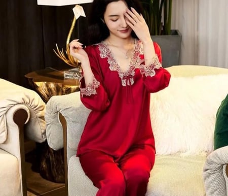 مجموعات بيجامة من الحرير الجليدي للنساء ، أكمام طويلة ، بنطلون فضفاض ، ملابس دانتيل مثيرة ، ملابس منزلية كورية ، الربيع والخريف