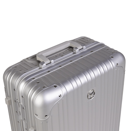 حقيبة سفر مرسيدس