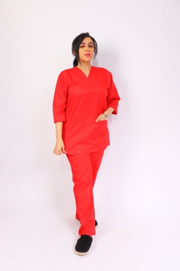 زي عاملات قطعتين احمر