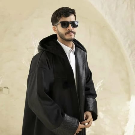 فروه قماش جوخ مع جلد على الأطراف