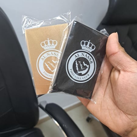 محفظة بطاقات أندية – تصميم ليزر مخصص