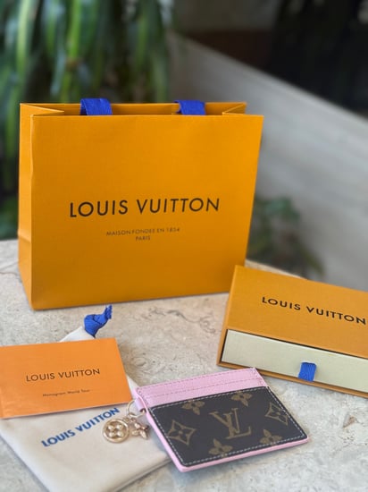 محفظة لويس فيتون مع البوكس والكيس