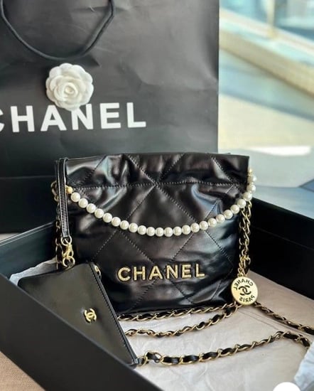 شنطة شانيل الجديدة مع البوكس