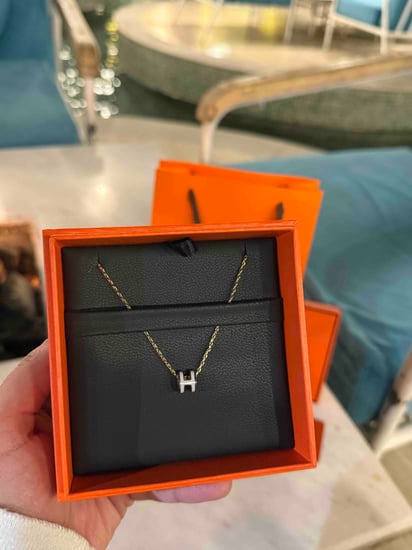 عقد ايرميز  مع البوكس والكيس