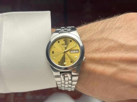 ساعات فنتج قديمة