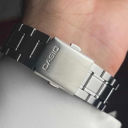 ساعة كاسيو أسود | MTS-100D