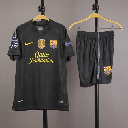 طقم برشلونة الاحتياطي 2011